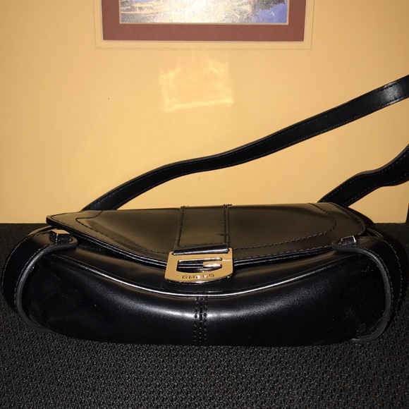 Black Leather Guess Mini Shoulder Bag - Picture 6 of 8